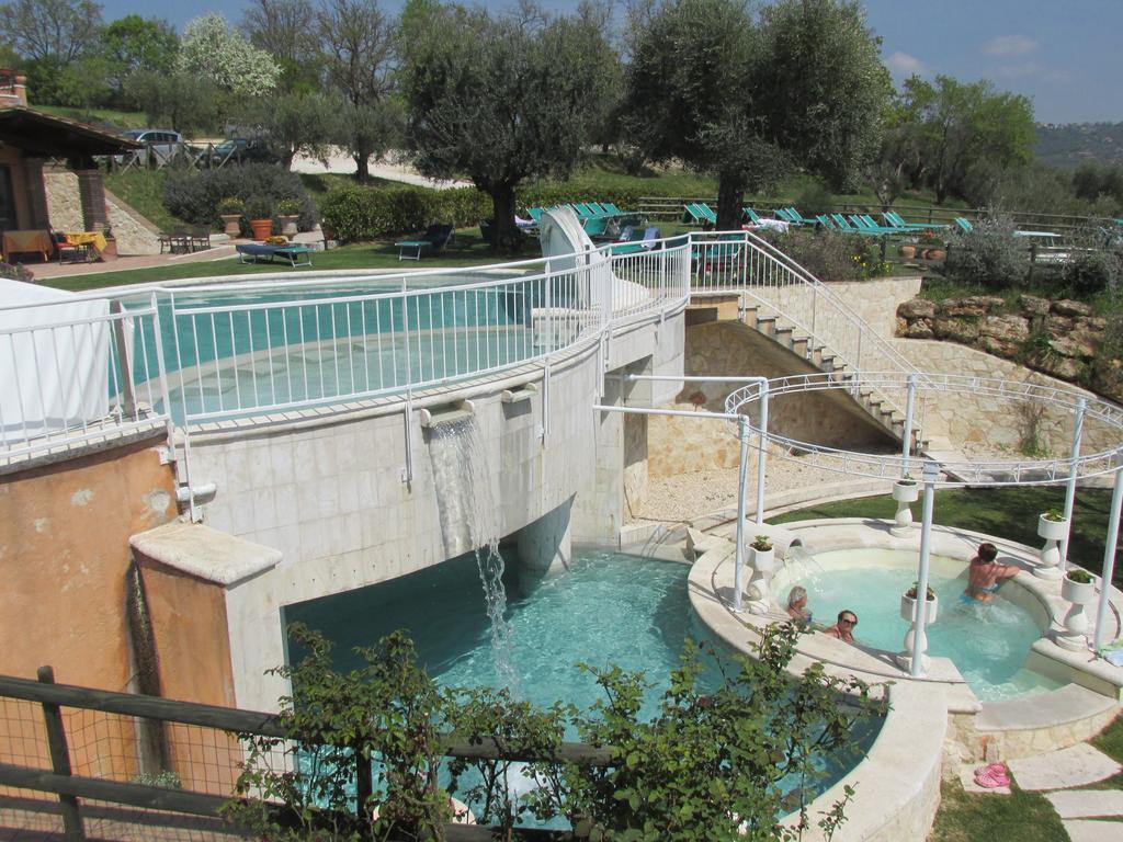 Hotel Saturno Fonte Pura Сатурния Екстериор снимка