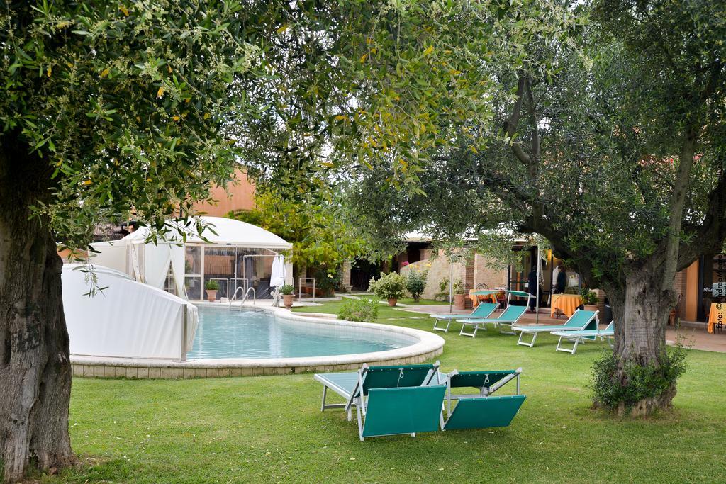 Hotel Saturno Fonte Pura Сатурния Екстериор снимка