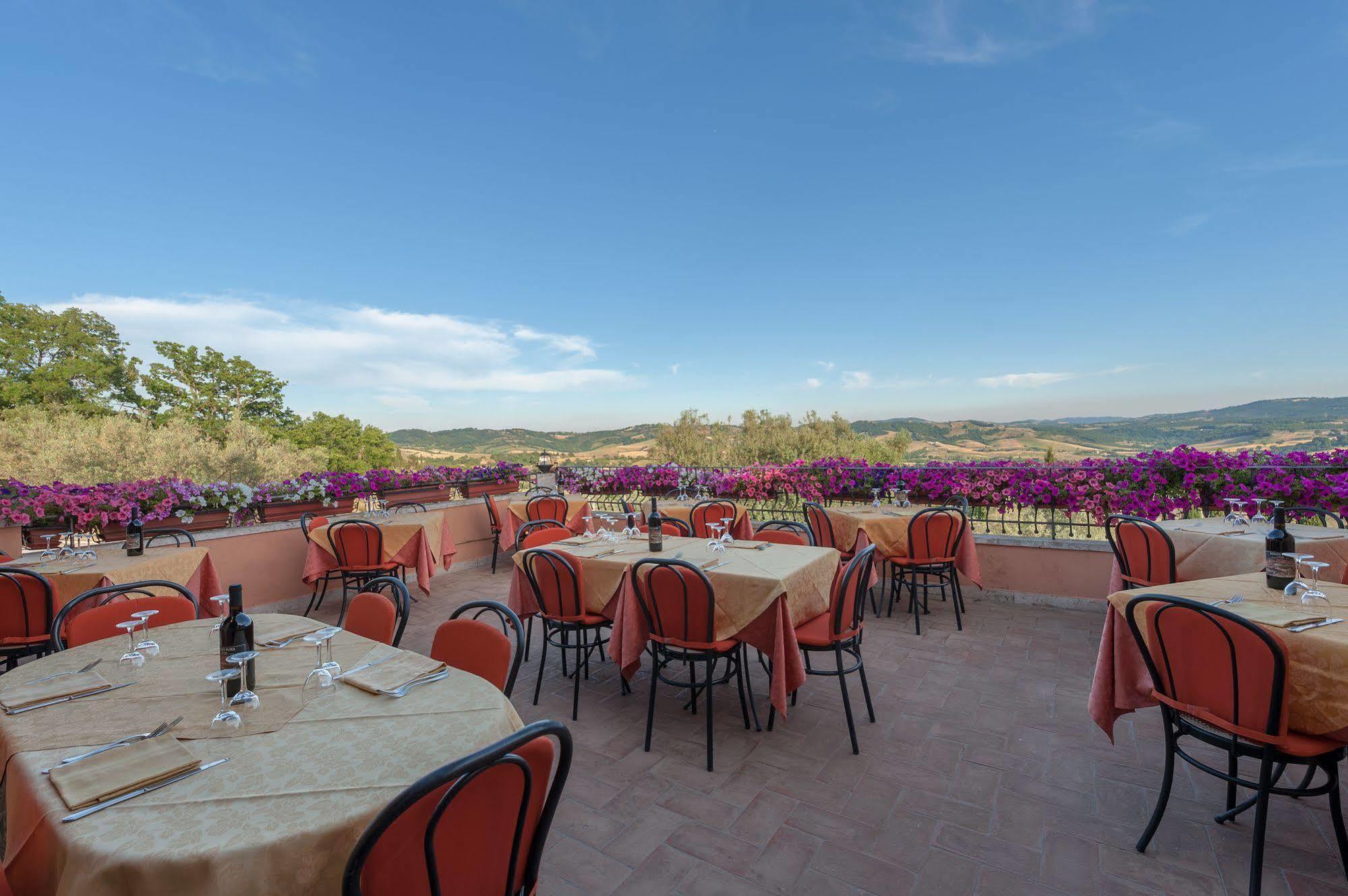 Hotel Saturno Fonte Pura Сатурния Екстериор снимка